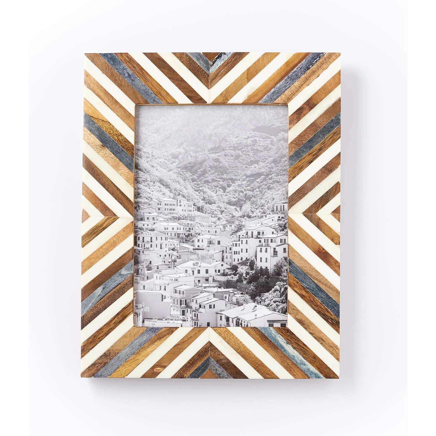 Matr Boomie Banka Mundi Brown/White Bone Picture Frame 9.5 In. H X 7.5 In. W 3 Matr Boomie Banka Mundi Brown/White Bone Picture Frame 9.5 In. H X 7.5 In. W